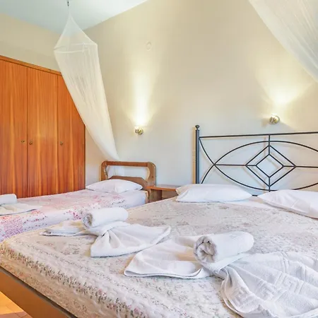Castellos Bellos 5 * Marathias (Zakynthos)